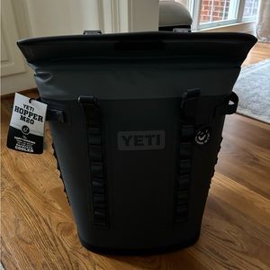 YETI Hopper M20 Soft Backpack Cooler